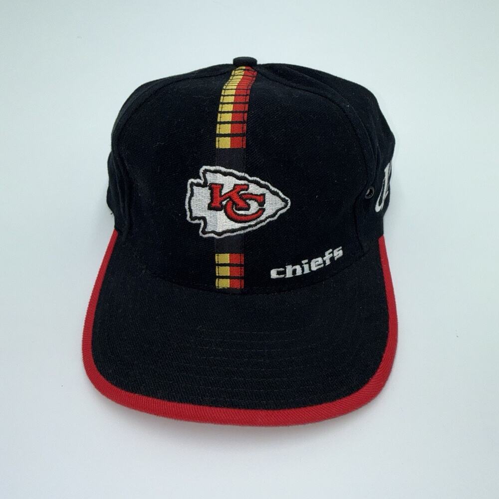 Vintage KC Chiefs Logo Athletic Pro Line NFL Strapback Hat 90s